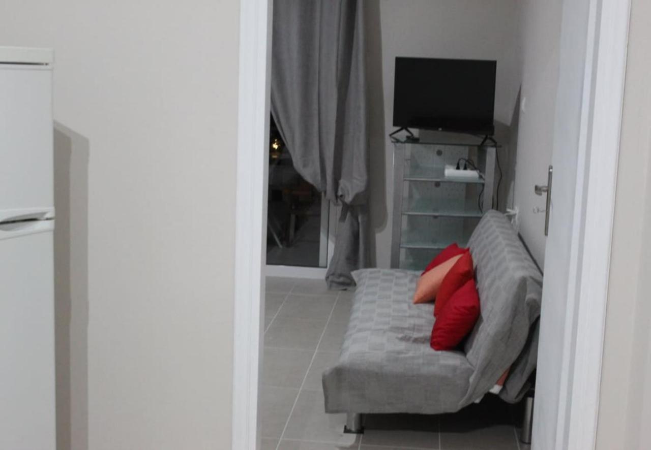 טולון Zoe Apartments מראה חיצוני תמונה