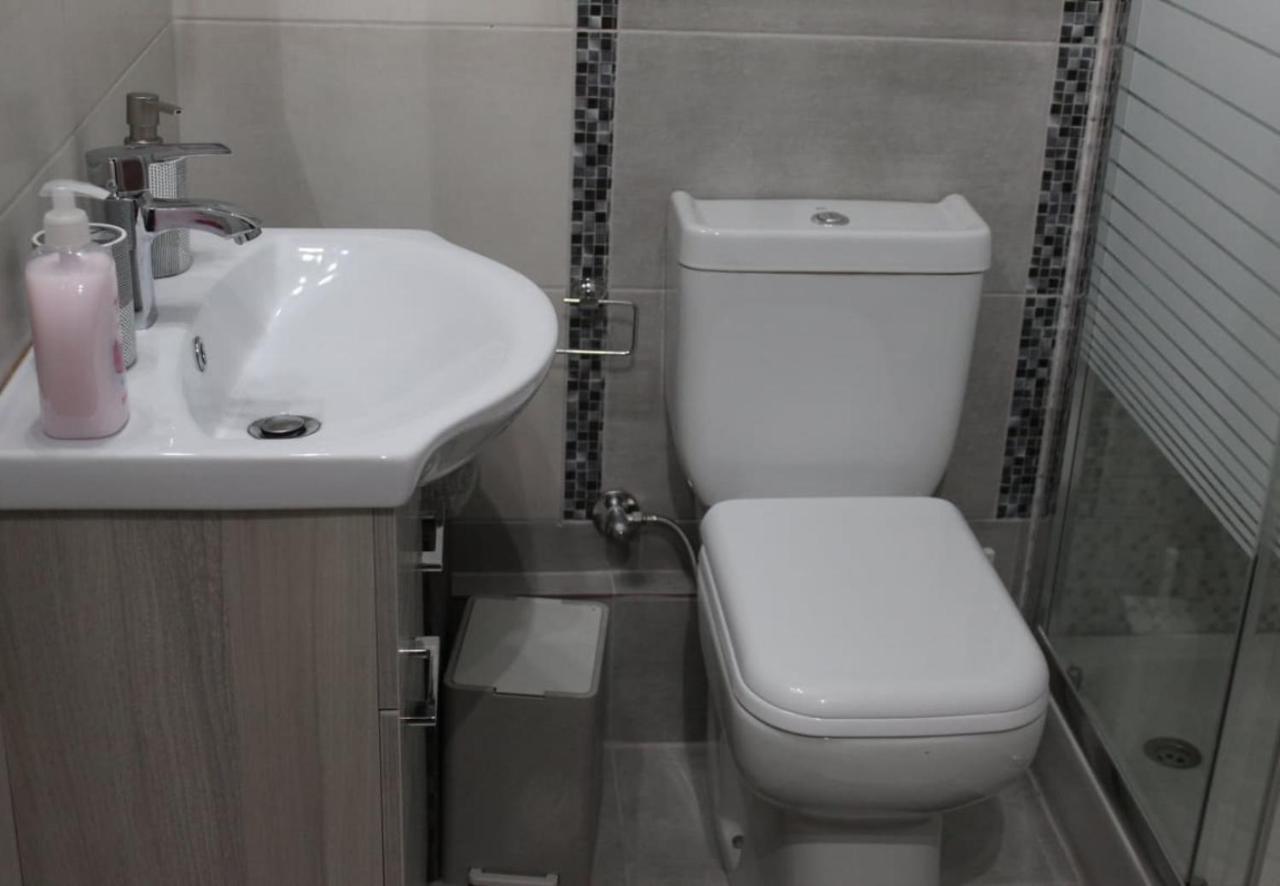 טולון Zoe Apartments מראה חיצוני תמונה